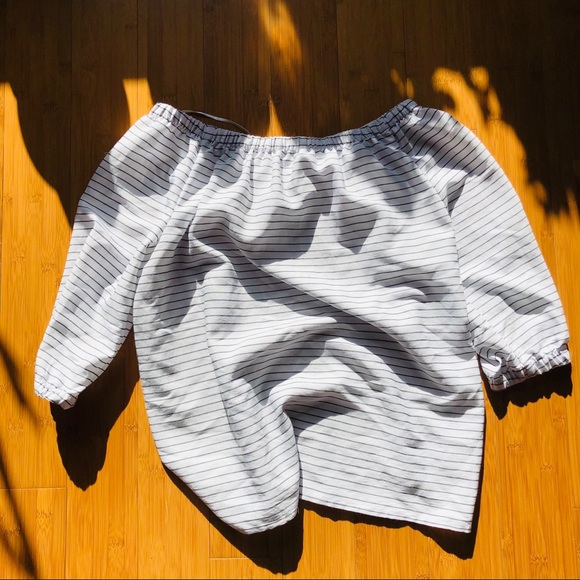 Striped Off The Shoulders Blouse - Picture 5 of 5